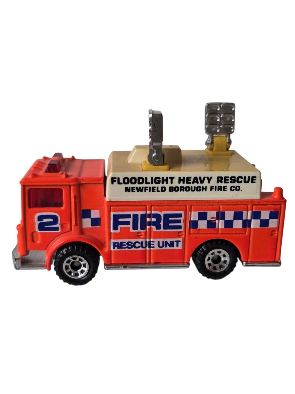 Vintage 1991 Matchbox Mack Rescue Truck Fire Engine Diecast 1:84 Scale